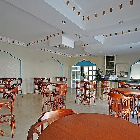 Daima Biz Hotel